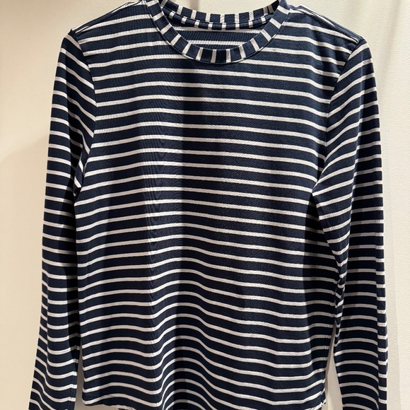 Lululemon Love Long-Sleeve Shirt - Stripe Navy Starlight - Size 6 - Picture 5 of 6